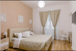 Charming 25 Apartment